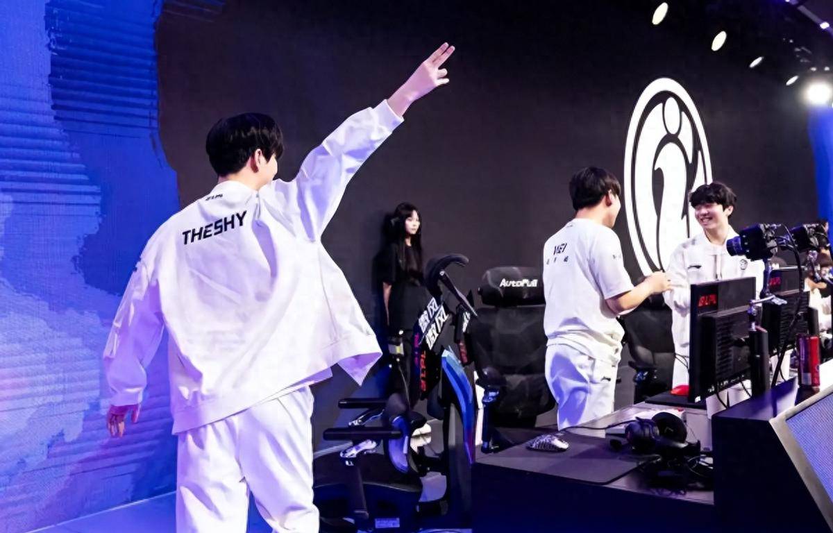 Esports Awards电竞领域各项年度获奖得主：Faker与T1共拿三个奖项