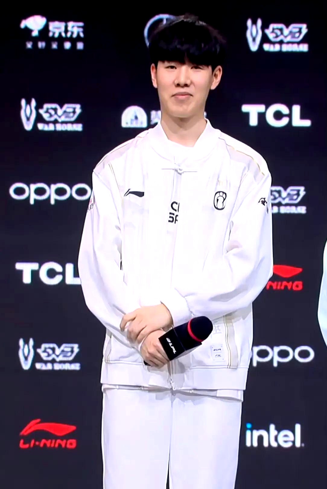 Fnatic 从 VCT EMEA 2025 Kickfoo 中被淘汰：团队准备进行阵容调整，并等待 Leo 的回归