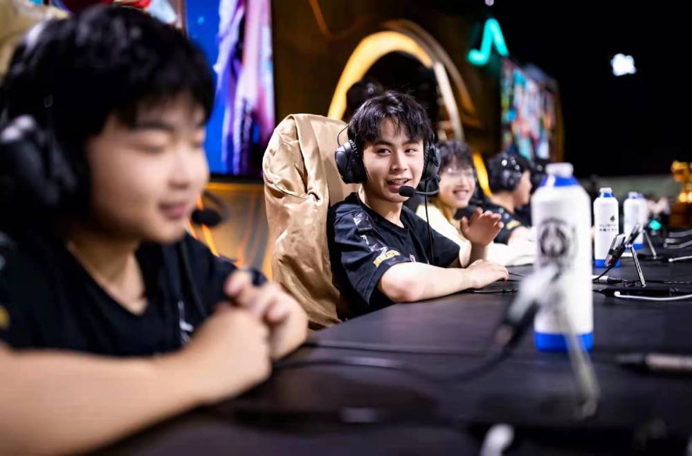 TI11小组赛结束后Entity队长表示希望RNG早日恢复